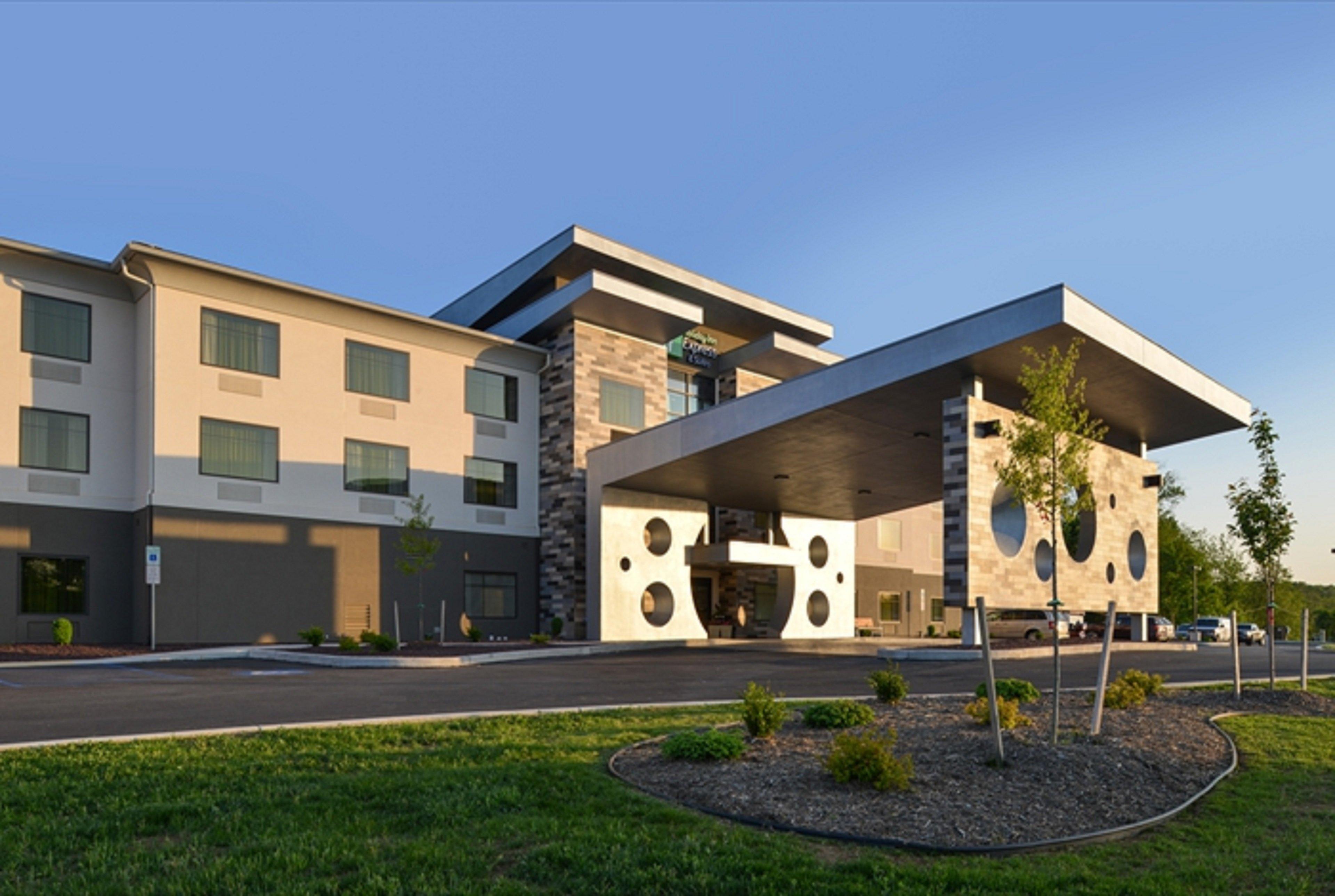 Holiday Inn Express & Suites Shippensburg By Ihg Exterior foto